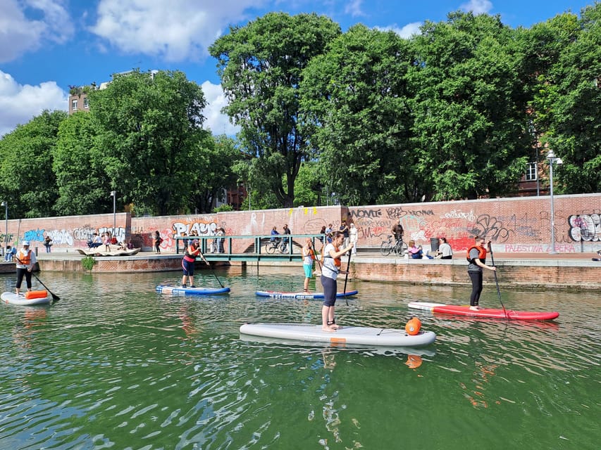 SUPMindfulness on Navigli: wellness experience in Milan - The herbal tea brings the session back to shore