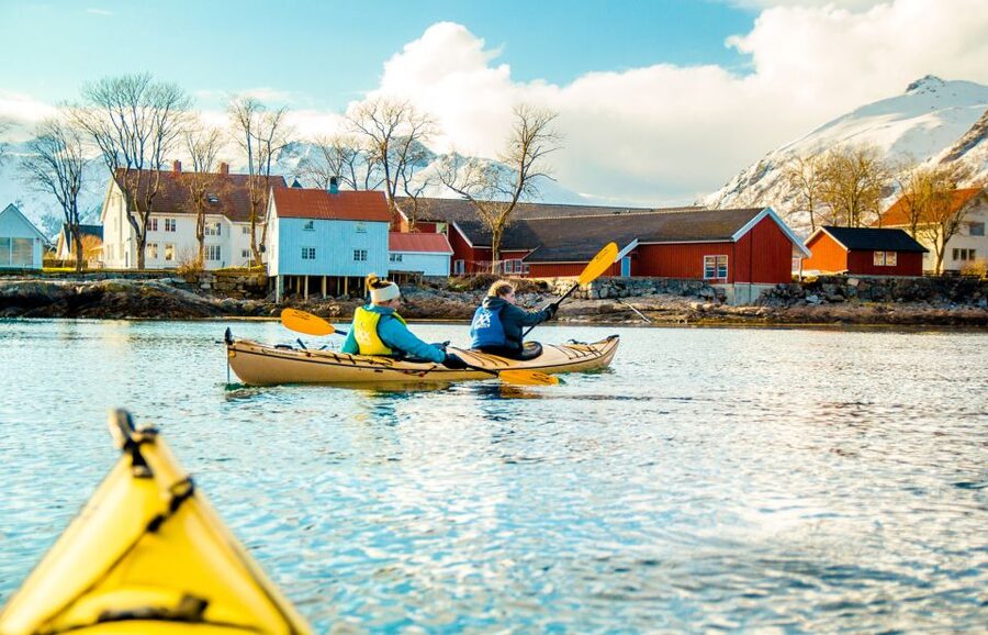 Svolvaer: 2-Hour Winter Kayaking Adventure - Is $135 a fair price for two hours?
