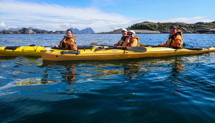 Svolvaer: Sea Kayaking Experience - Who will enjoy this most