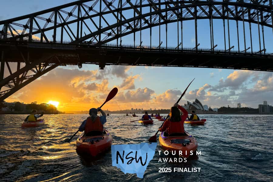 Sydney: Sunrise Kayak, Opera House & Under Harbour Bridge - Paddling into a waking Sydney Harbour