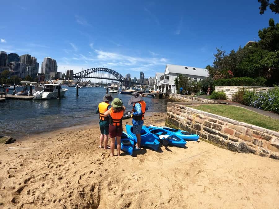 Sydney: Sunset Kayak - Opera & Harbour Bridge Tour (5p. max) - The Harbour Bridge feels different from a kayak