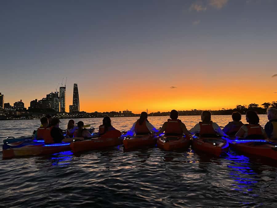 Sydney: Sunset Kayak Tour on Sydney Harbour - Why a sunset paddle works so well in Sydney