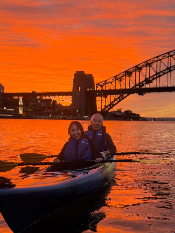 Sydney: Sunset Kayak Tour with Opera House Views - Paddling beneath the Harbour Bridge