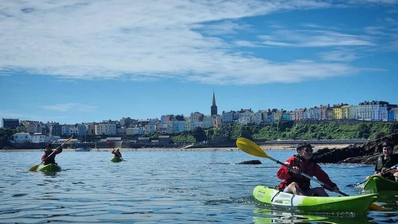 Tenby: Guided Kayaking Adventure - Starting at Tenby Harbour and Castle Beach