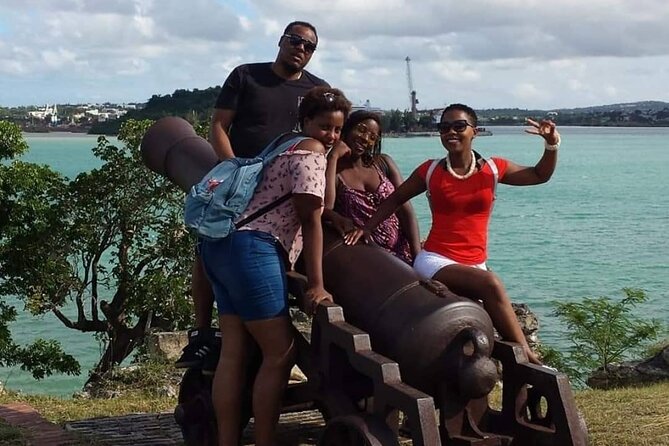 TRIPLE ACTIVITY TOUR, Bike Kayak Hike, ANTIGUA - The beach break and Fort James walk