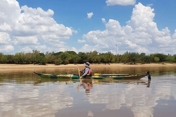TRU KAYAK - Cruise along the majestic Uruguay River - Learning the basics before entering the river