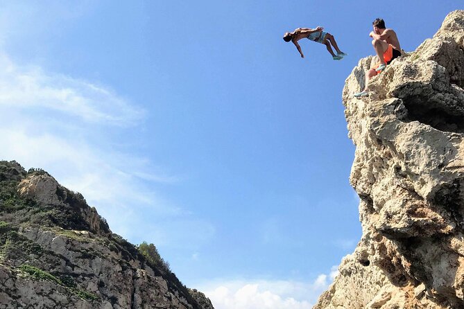 Uncharted Marine Reserve Cave, Snorkel & Cliff Jumping Kayak Tour - Paddling toward the San Antonio Marine Reserve