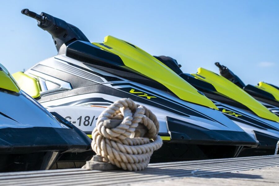 Valencia: Jet Ski Tour + Paddle Surf + Photos + Free drink - The first minutes on the water