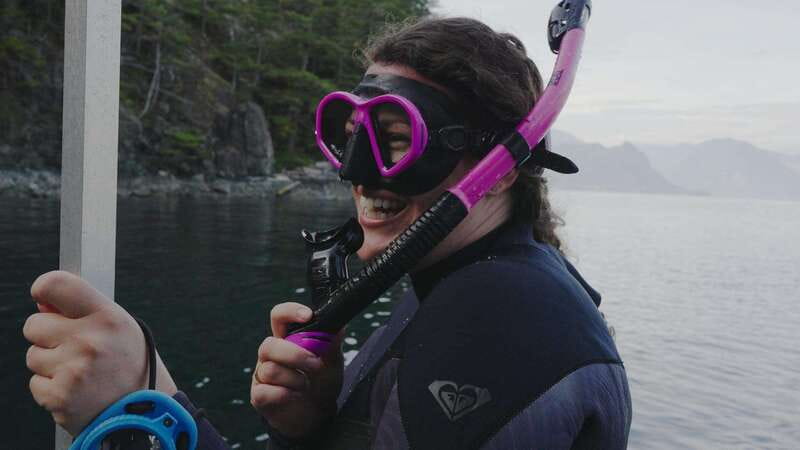 Vancouver: Snorkeling Seals Kayaking Scenic Boat Tour - A Small Boat With Room to Choose