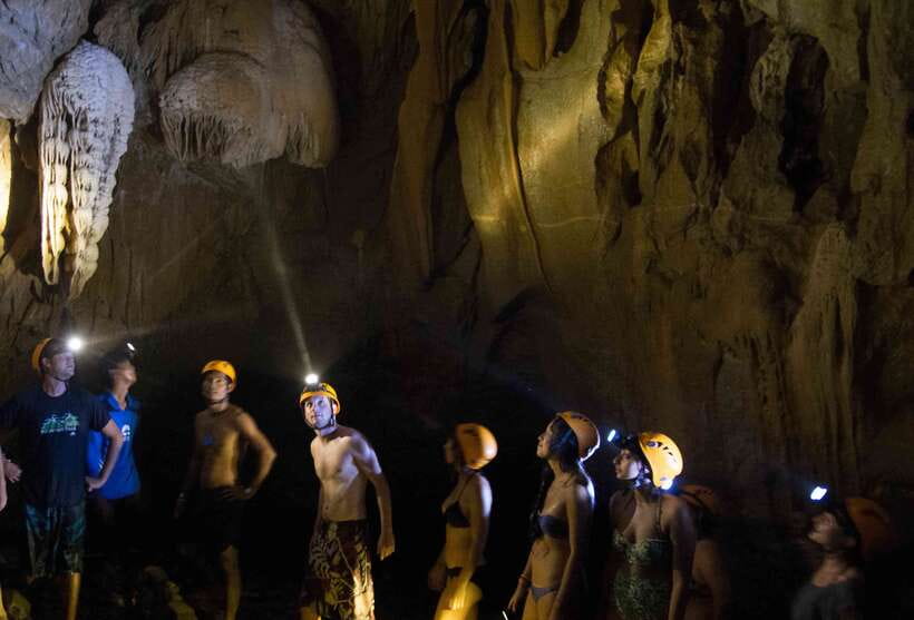 Vang Vieng: Tham Nangfar and Tham Nam Day Tour with Kayaking - From Vang Vieng to Ban Vieng Sa Mai