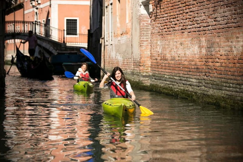Venice: Guided Canal Kayak Tour at Day, Night, or Sunset - Key points before you book
