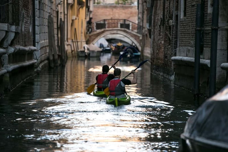 Venice: Guided Canal Kayak Tour at Day, Night, or Sunset - Starting at Venetian Rowing on Calle Brazzo