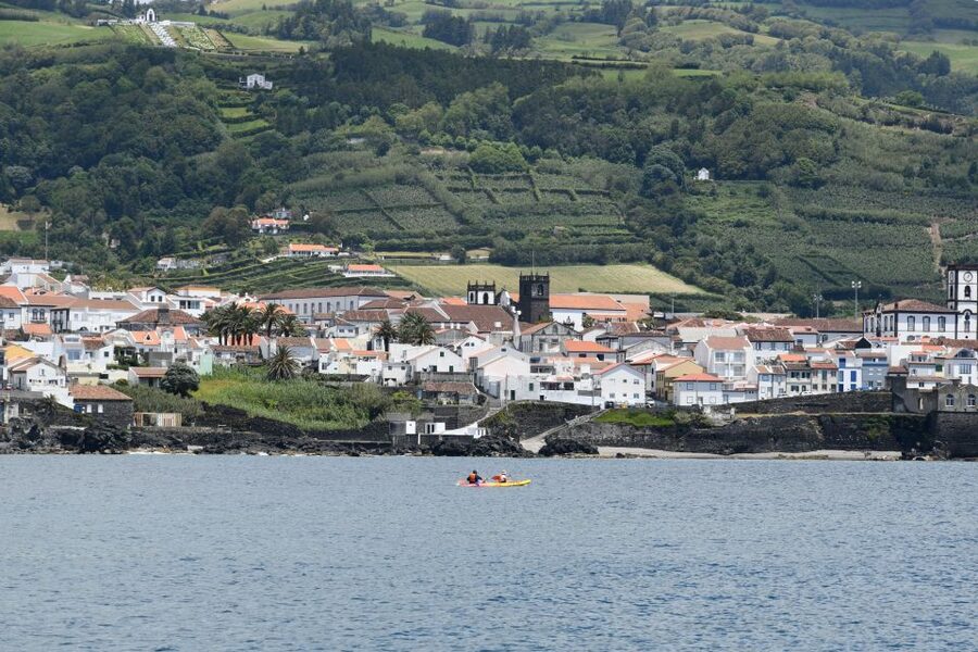 Vila Franca do Campo: Kayak Rental - Why this kayak rental works well in the Azores