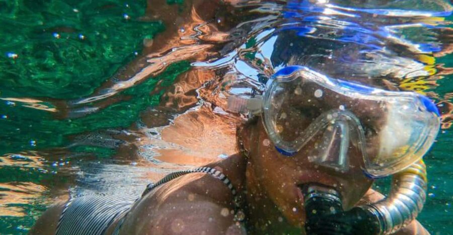 Villajoyosa: Excursión guiada en kayak con snorkel - What happens at Playa del Torres