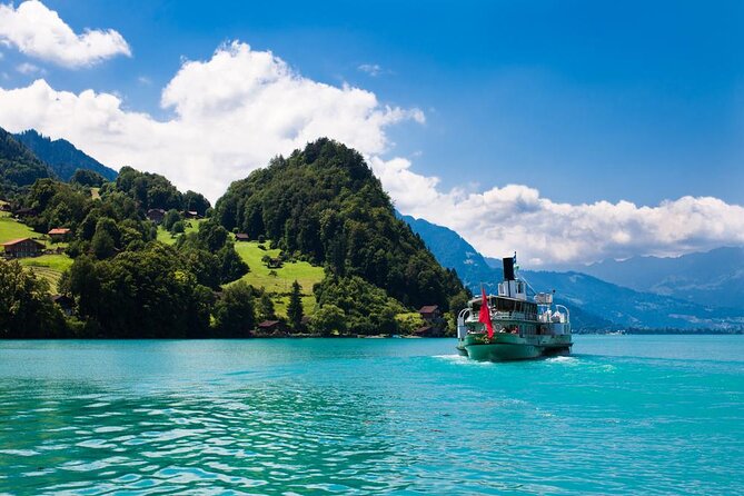Winter Kayak Tour of the Turquoise Lake Brienz - Key details that shape the experience